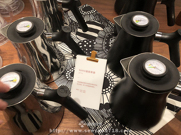 保溫壺蓋上的溫度計(jì)測(cè)溫是什么原理